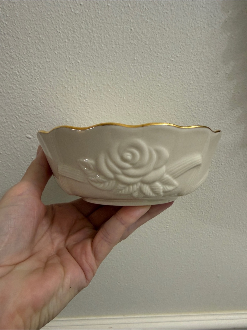 Lenox Cream Ceramic RETIRED Rose Blossom Pattern Bowl with Gold Rim